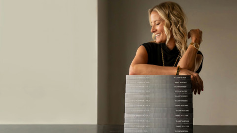 How to market a book: 12 tips to boost holiday sales